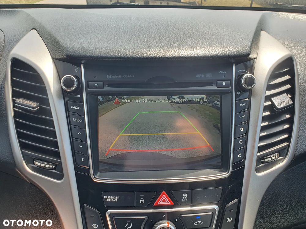 Hyundai i30 blue 1.6 CRDi Classic Navigation - 18