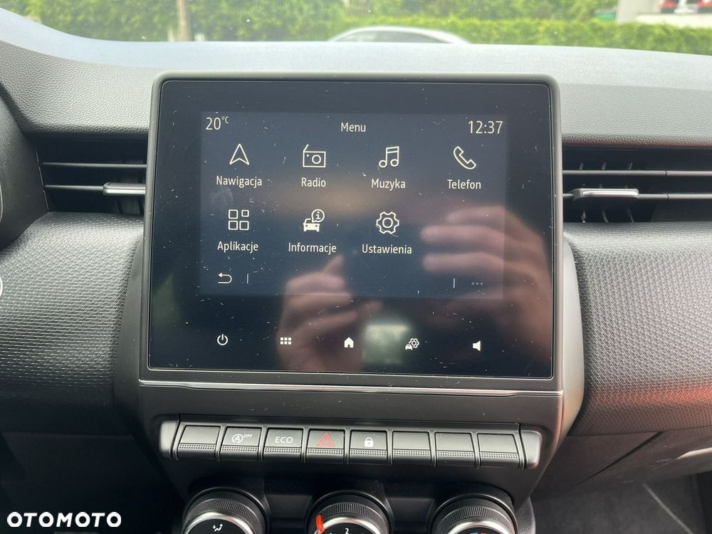 Renault Clio - 21