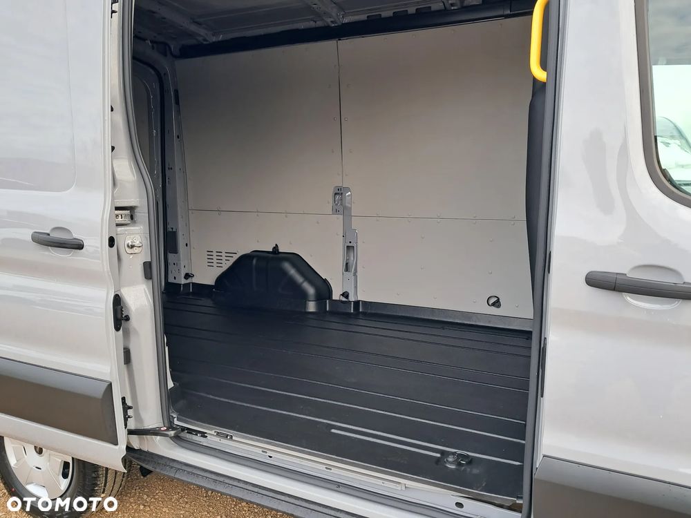 Ford Transit VAN L2 - 6