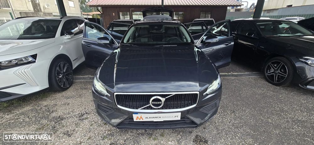 Volvo V60 2.0 T8 AWD TE Momentum Plus - 31