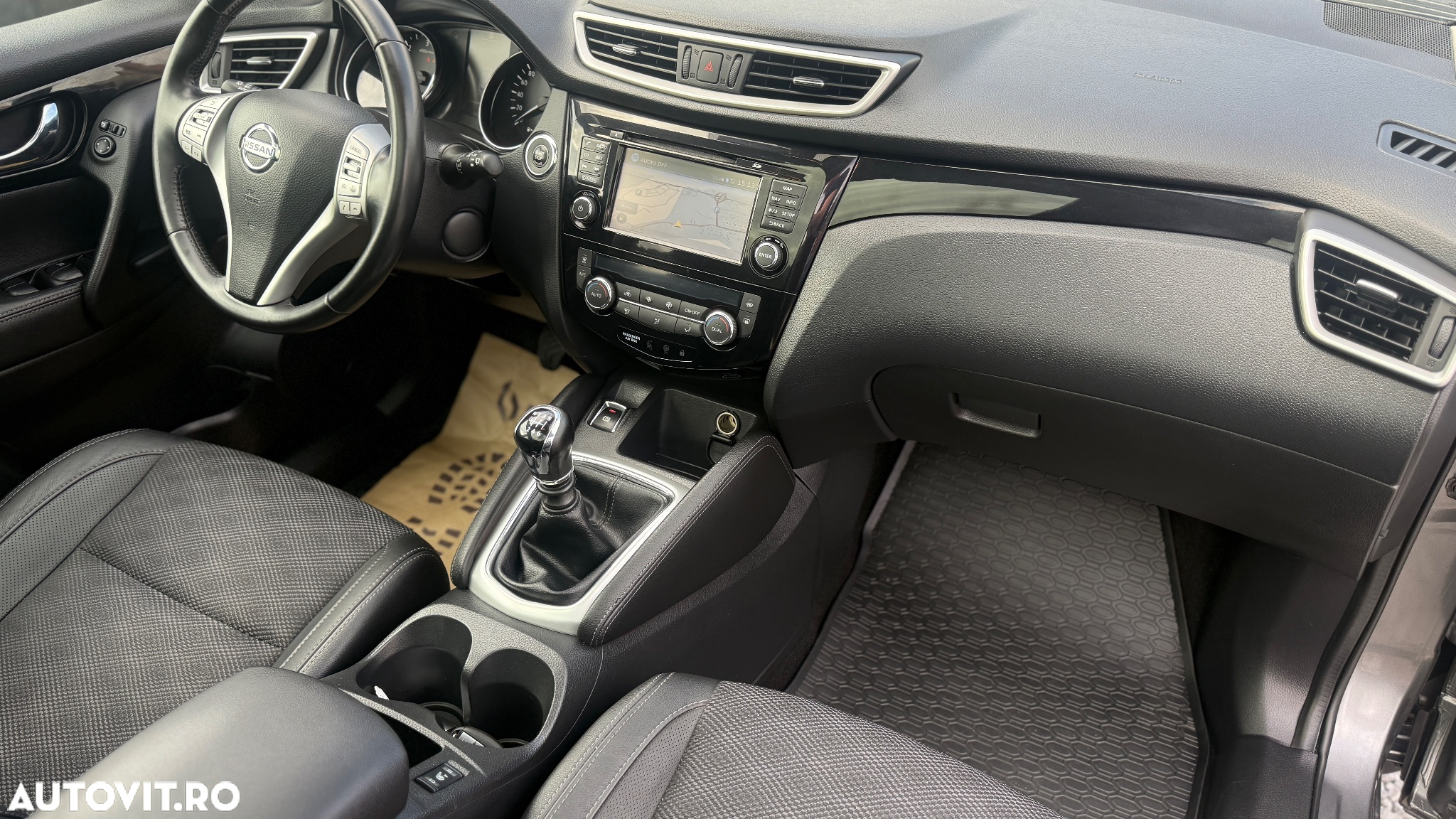 Nissan Qashqai 1.5 DCI TEKNA - 12