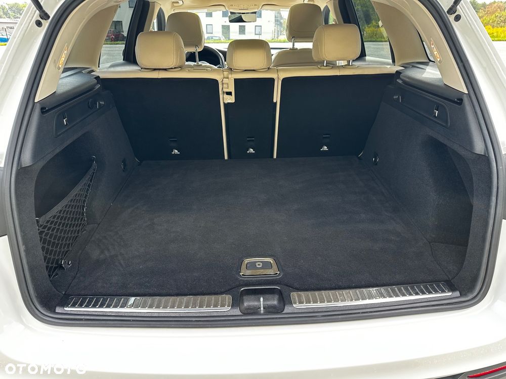 Mercedes-Benz GLC 300 4-Matic - 29