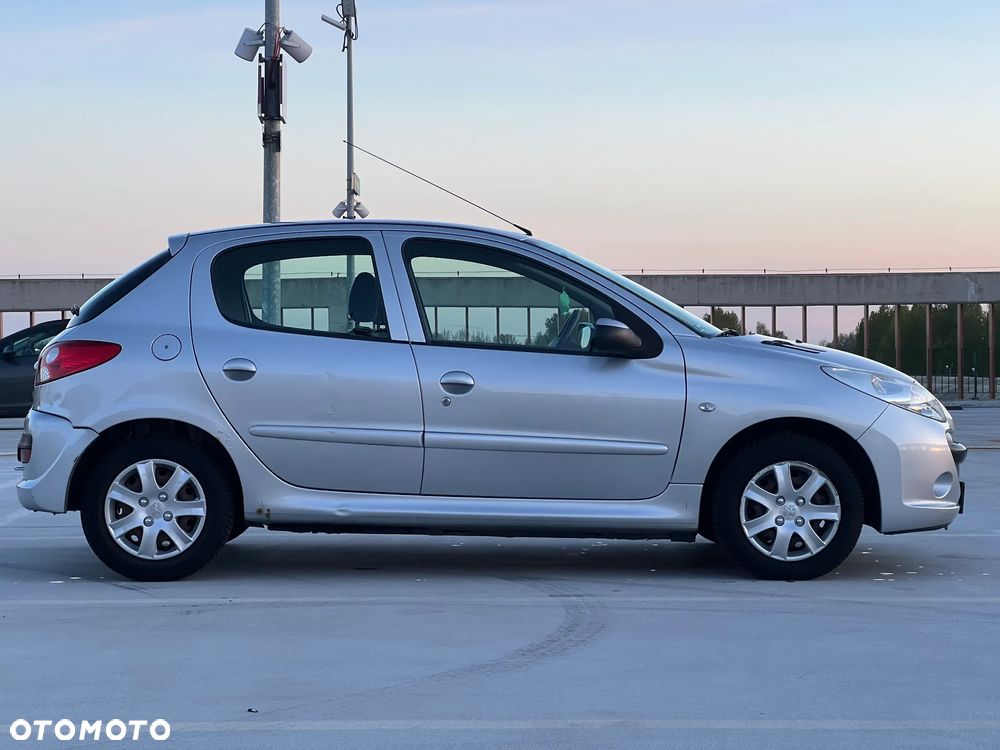 Peugeot 206 plus - 4