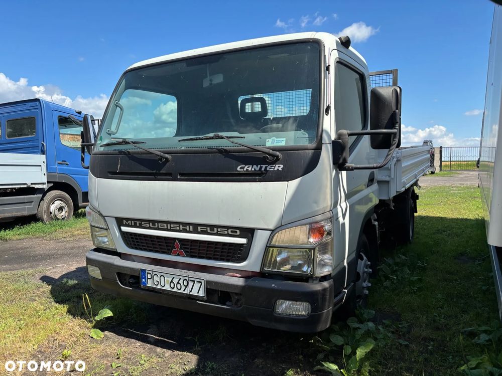Mitsubishi CANTER FUSO - 13