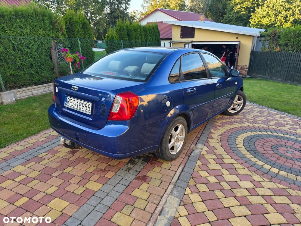 Chevrolet Nubira - 3