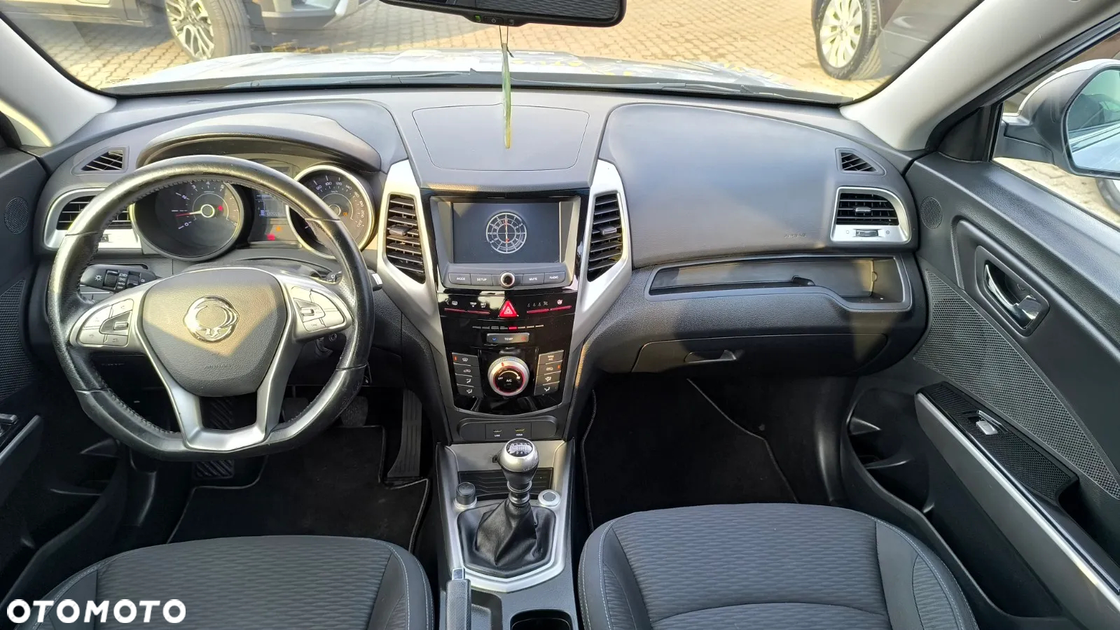 SsangYong/KGM Tivoli 1.6 Quartz - 16