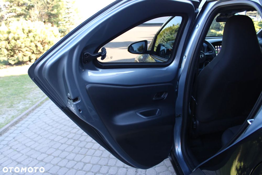 Toyota Aygo X 1.0 VVT-i Executive - 17