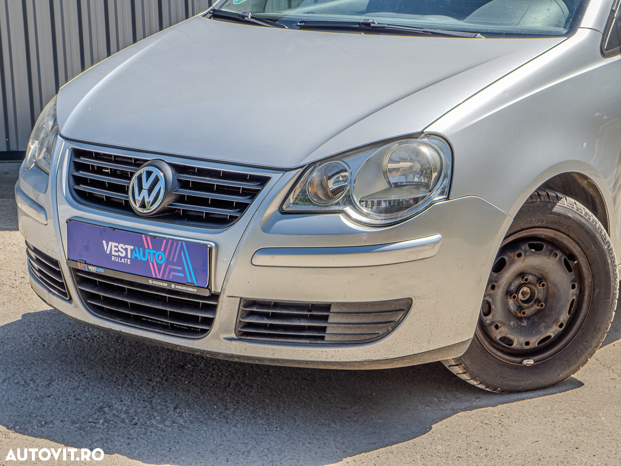 Volkswagen Polo 1.2 Attractive - 30
