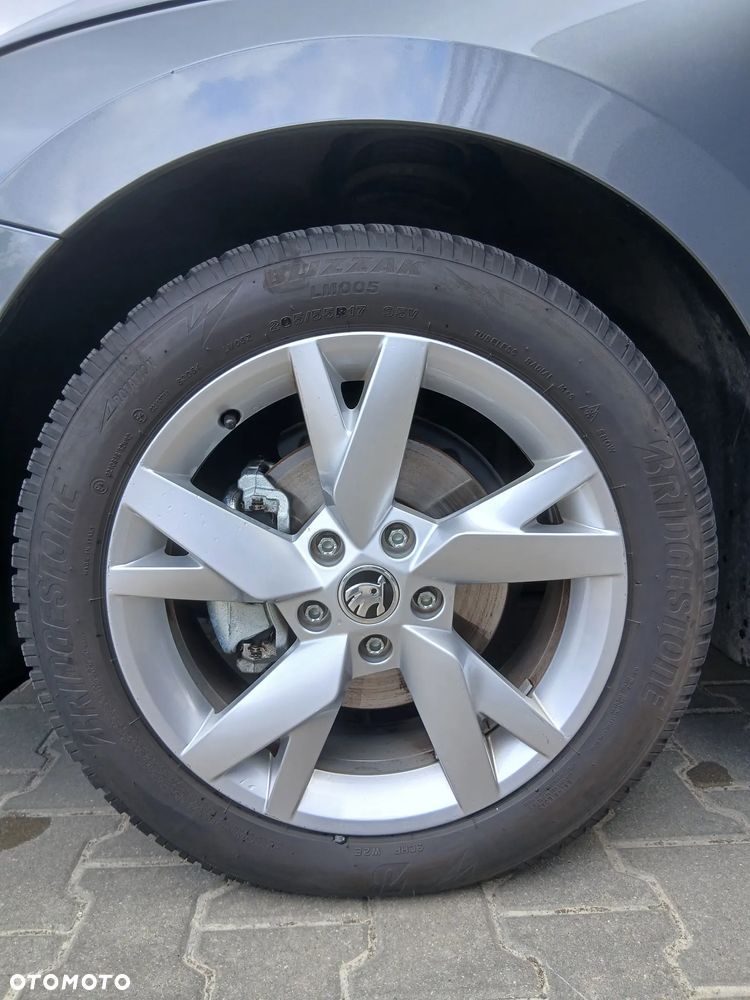 Skoda Octavia 1.5 TSI mHEV Edition 130 Selection DSG - 10