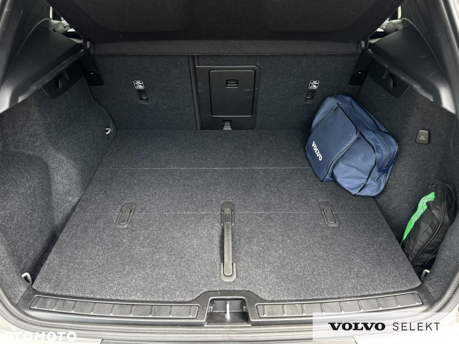 Volvo XC 40 - 18