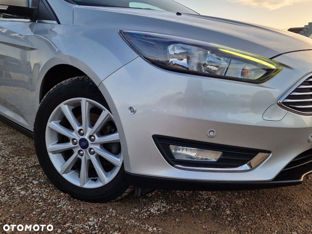 Ford Focus 1.0 EcoBoost Titanium - 31