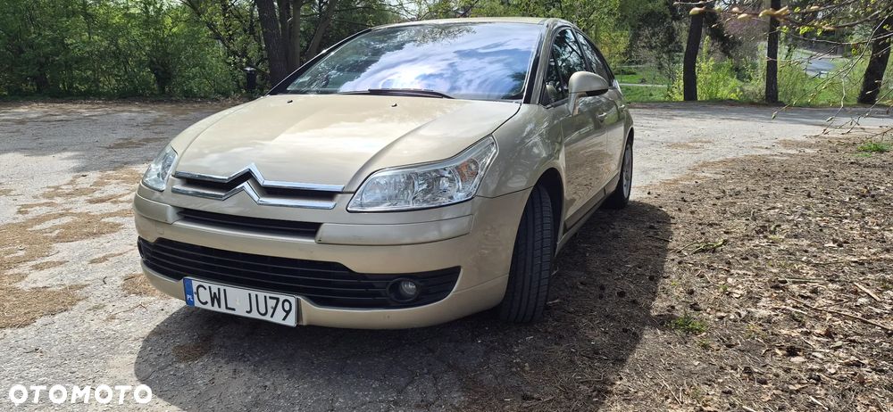 Citroën C4 1.6 16V Style - 1