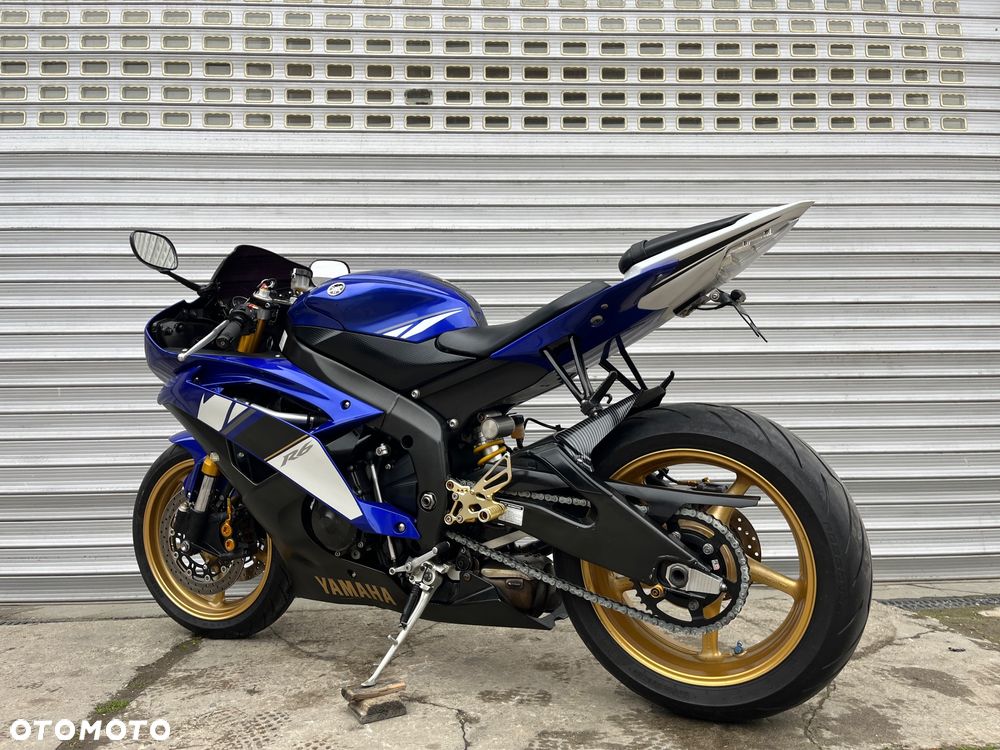 Yamaha R6 - 11