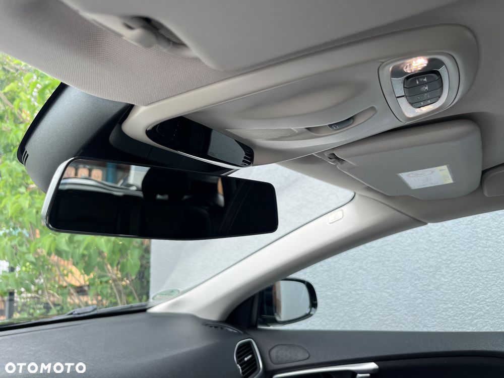 Volvo V40 - 22