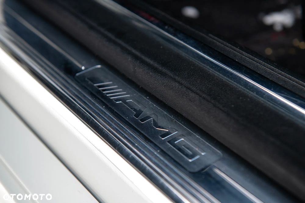 Mercedes-Benz CLS 63 AMG 7G-TRONIC - 27