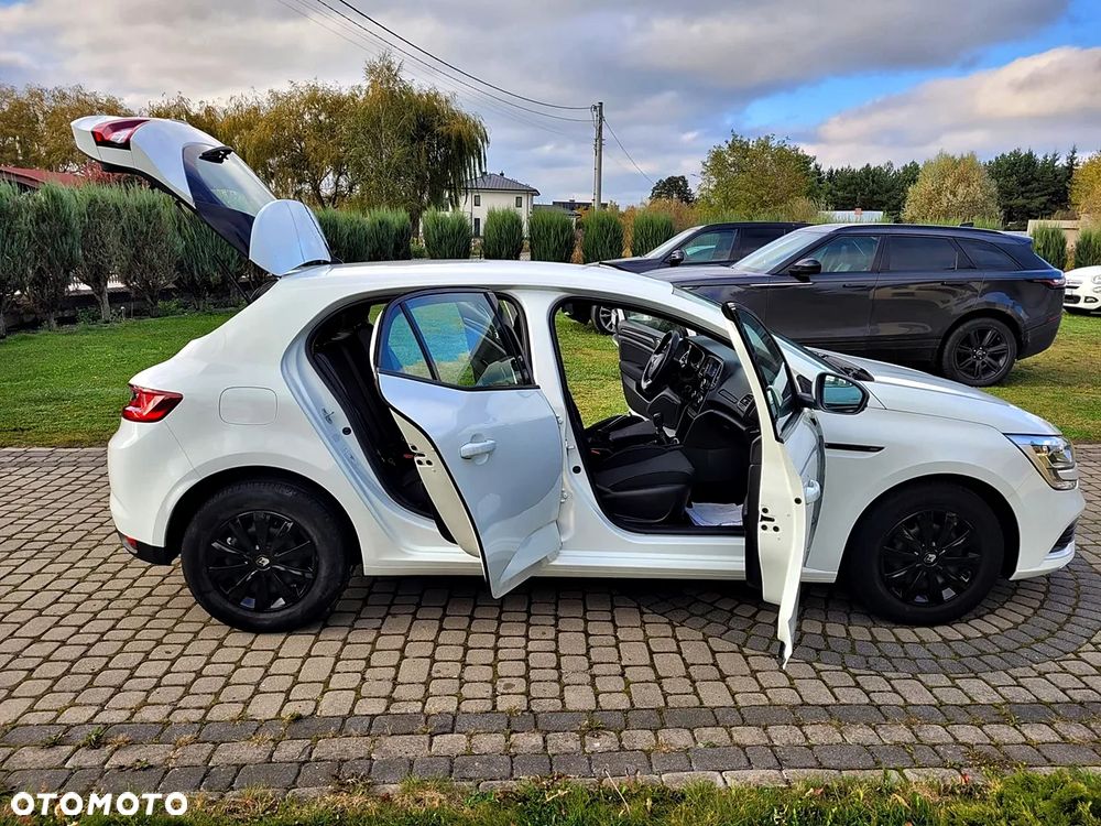 Renault Megane 2019 photo 5