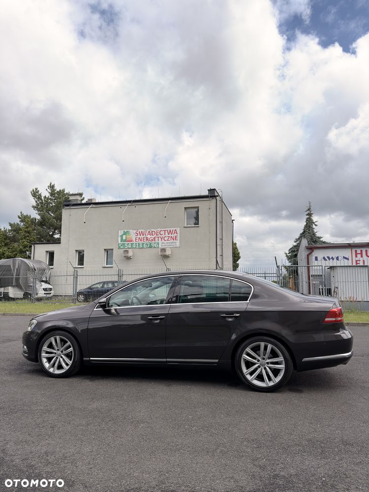 Volkswagen Passat 2.0 TDI DPF Highline DSG - 11