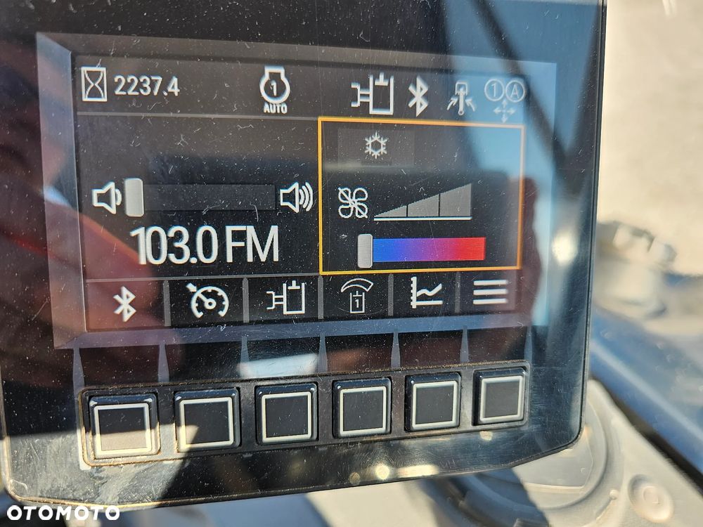 Caterpillar 302.7 - 15