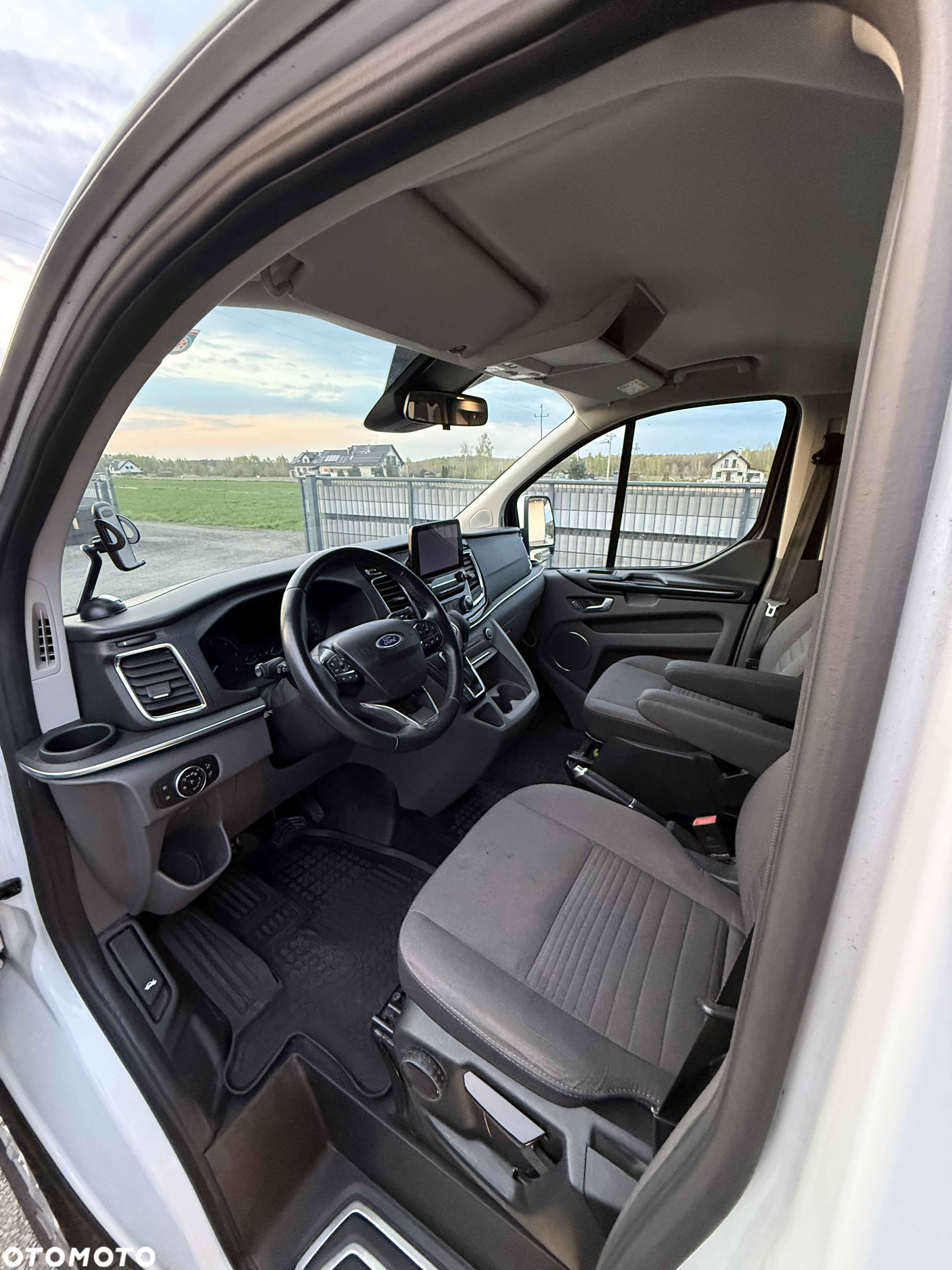 Ford Tourneo Custom - 7