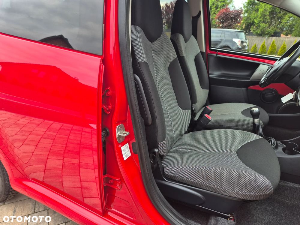 Toyota Aygo - 14