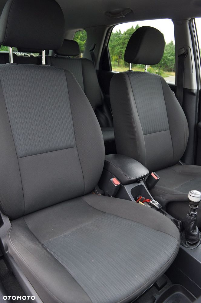 Kia Sportage 2.0 d Freedom 2WD - 25