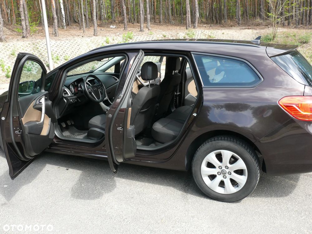 Opel Astra 1.4 T Enjoy - 13