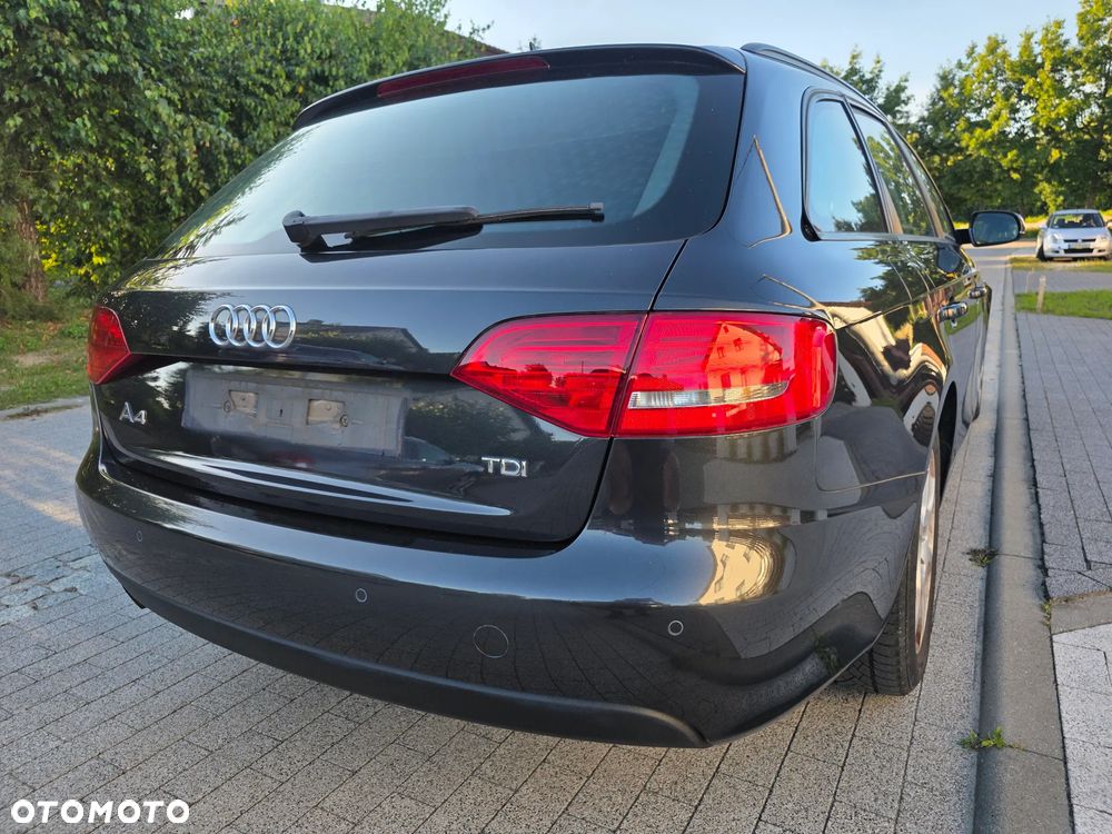 Audi A4 Avant - 19