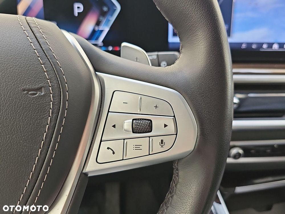 BMW X7 xDrive40d mHEV - 14