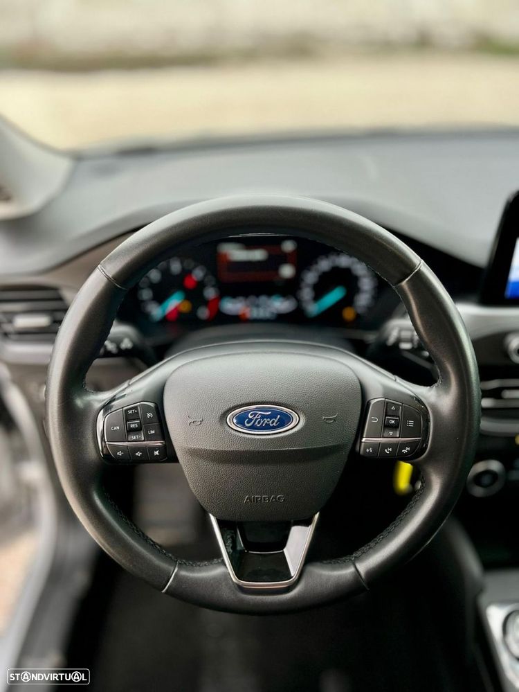 Ford Focus 1.5 TDCi ECOBlue Active Aut. - 11