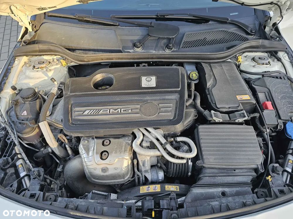 Mercedes-Benz CLA - 14