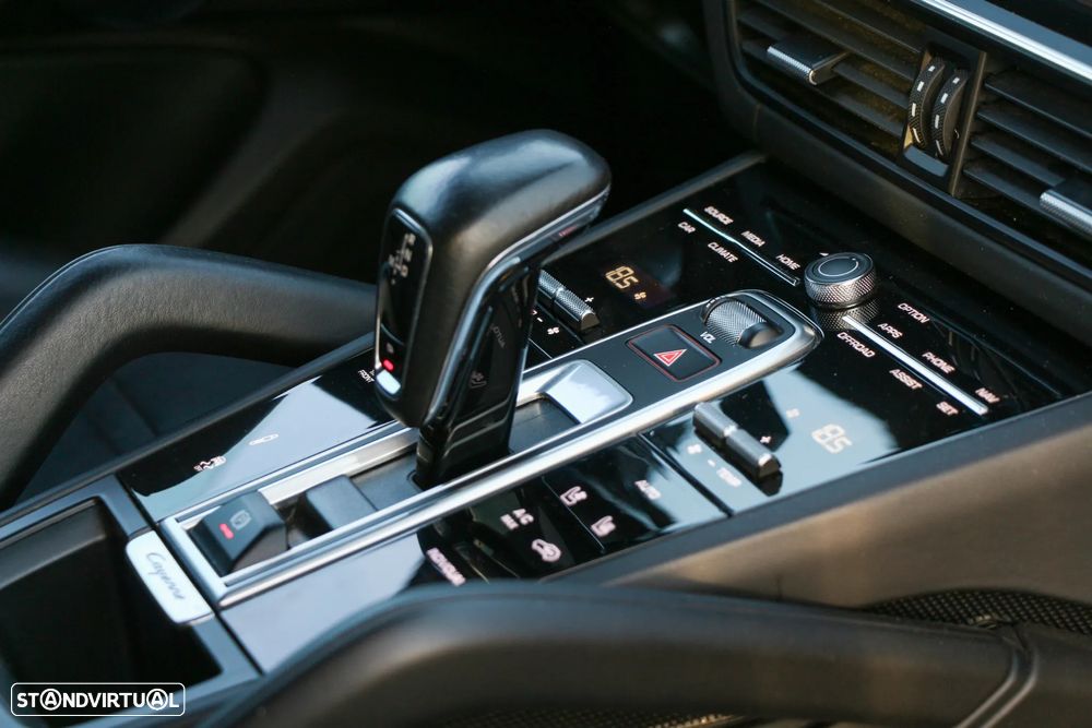 Porsche Cayenne E-Hybrid - 24