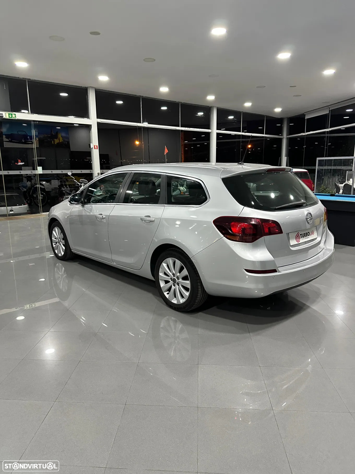 Opel Astra Sports Tourer 1.3 CDTi Cosmo S/S - 2
