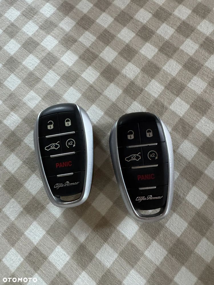 Alfa Romeo Stelvio 2.0 Turbo Veloce Q4 - 36