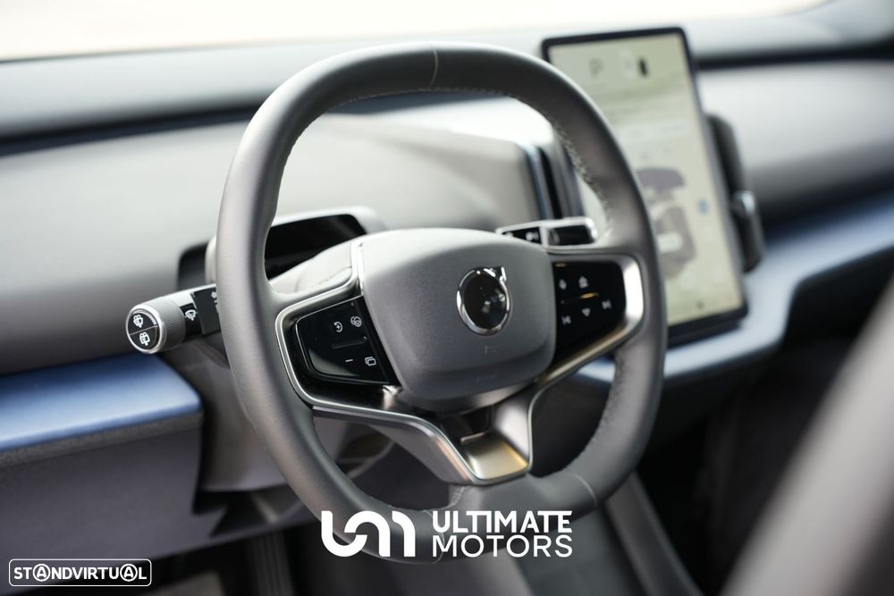 Volvo EX30 69 kWh Single Motor Extended Range Plus - 19