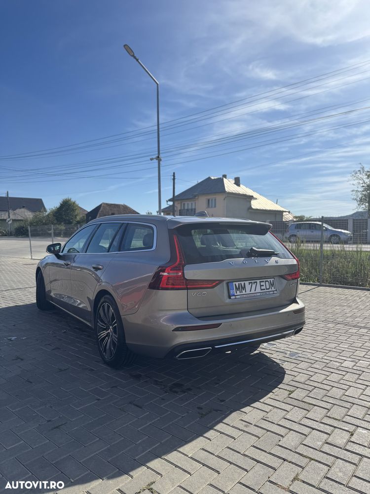 Volvo V60 D4 AWD Geartronic Inscription - 4
