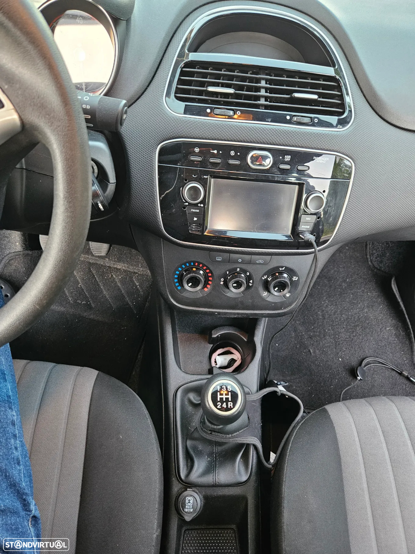 Fiat Punto 1.3 M-Jet Lounge S&S - 10