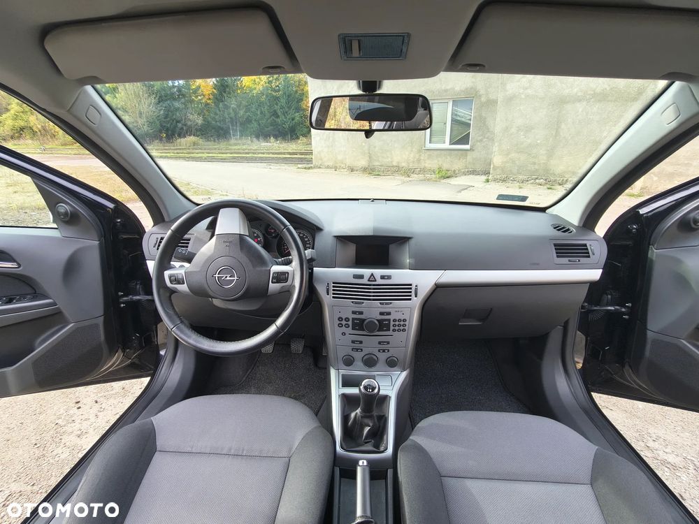 Opel Astra - 16