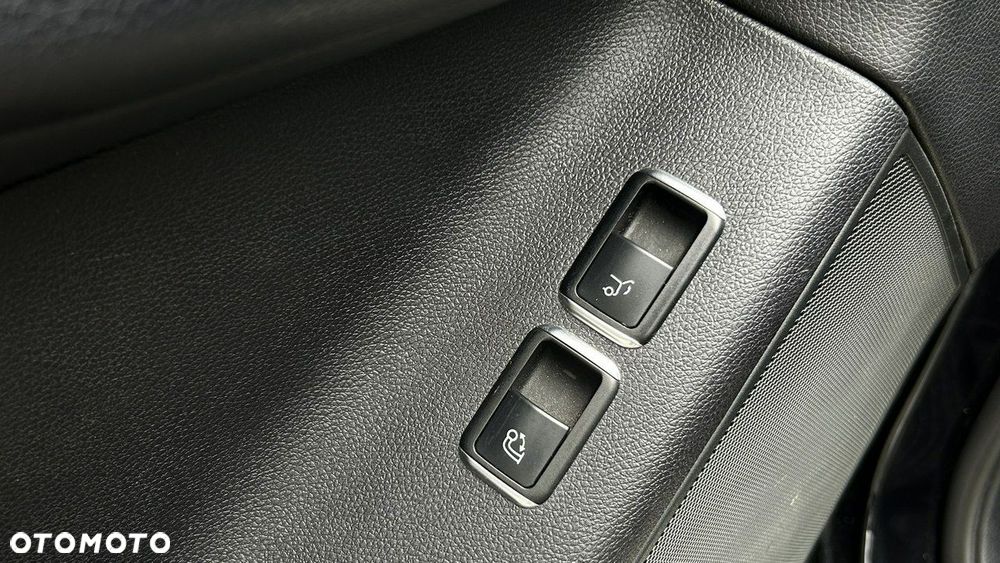Mercedes-Benz GLE - 14