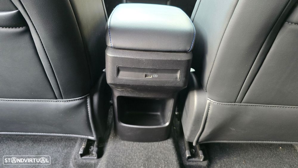 MG MG4 64 kWh Luxury - 53