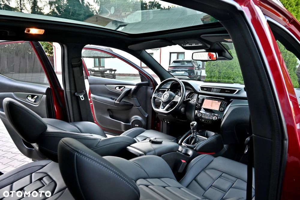 Nissan Qashqai 1.3 DIG-T N-Tec - 24