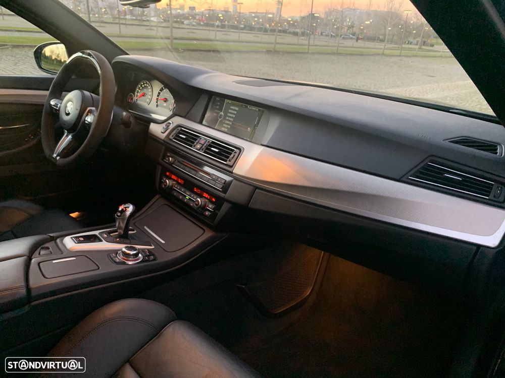 BMW M5 DKG Competition - 30