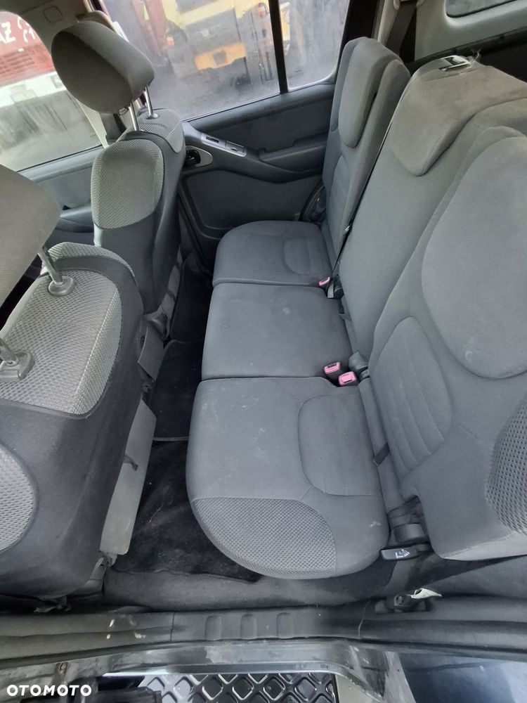 Nissan Pathfinder 2.5 DCi Comfort / XE - 9
