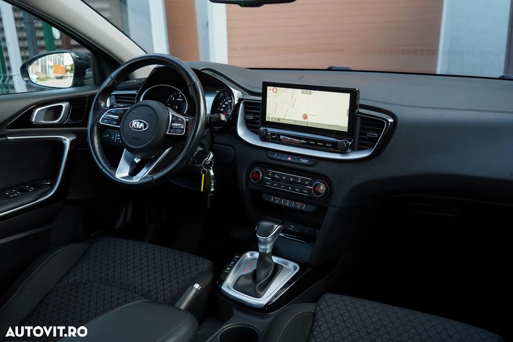 Kia Ceed 1.6 CRDi 136 DCT ISG Spirit - 14