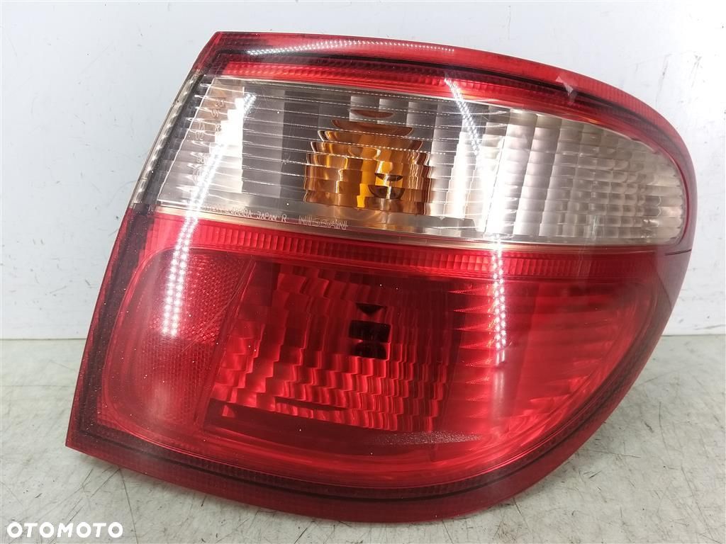 Lampa prawa tylna tył Nissan Almera N16 SEDAN 2000-2006 WERSJA EUROPEJSKA - 1