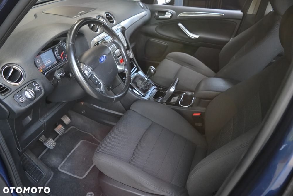 Ford Galaxy 2.0 TDCi Titanium - 11