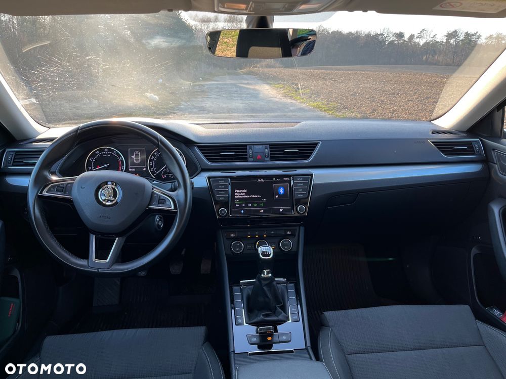Skoda Superb 1.4 TSI ACT Active - 10
