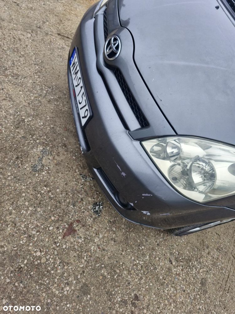 Toyota Corolla Verso - 19