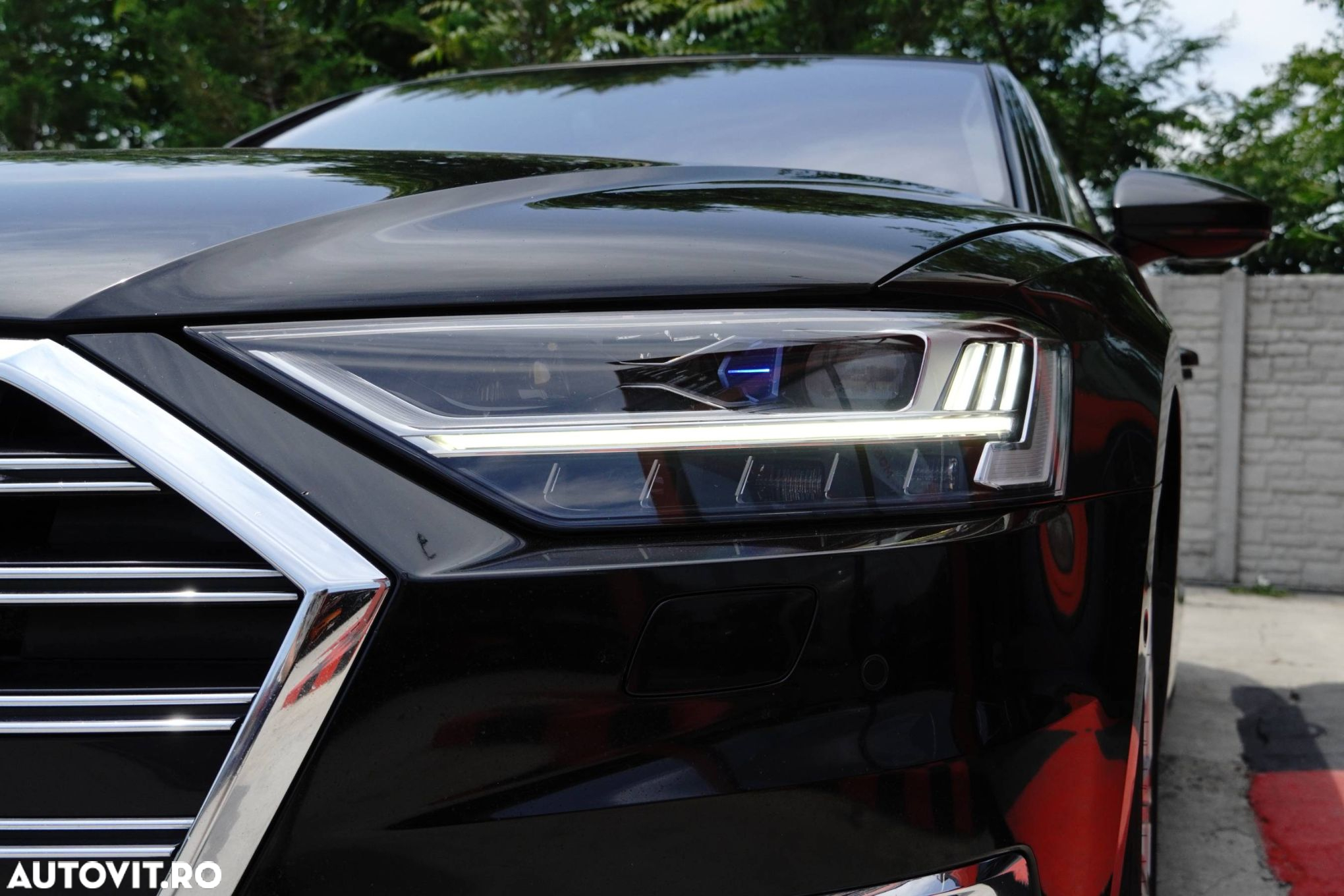 Audi A8 - 6