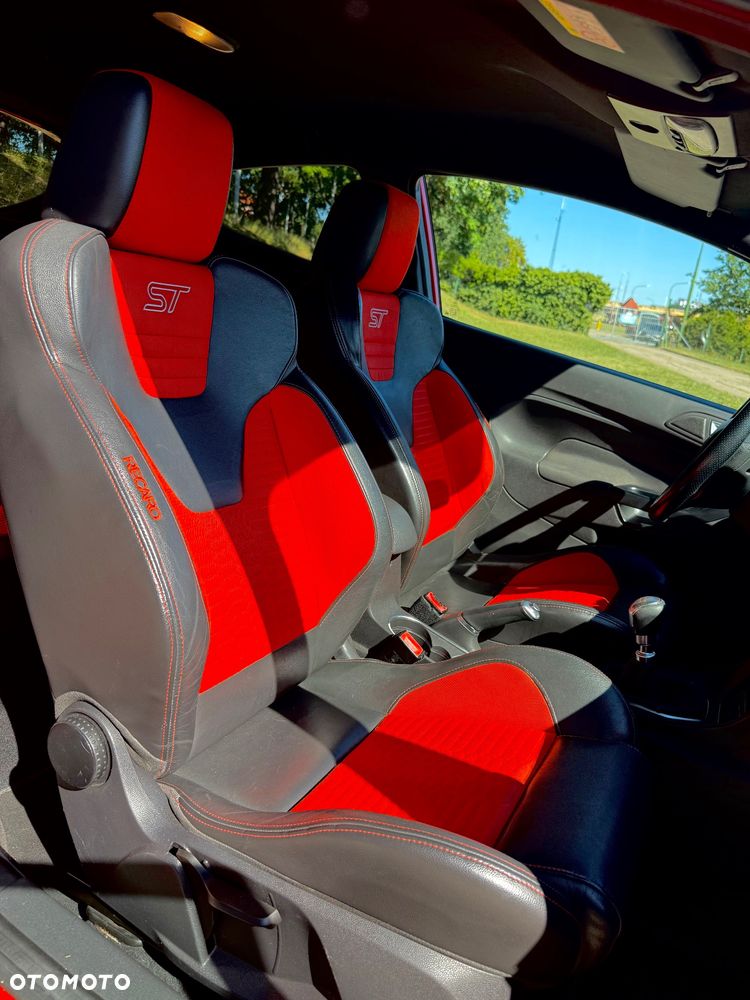 Ford Fiesta ST - 9