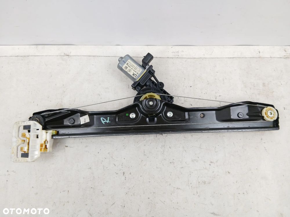 Podnośnik szyby mechanizm silniczek przód przedni prawy Fiat Panda III 2012- - 2